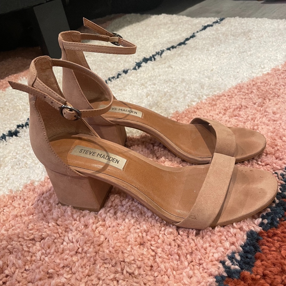 Steve Madden Nude Heels